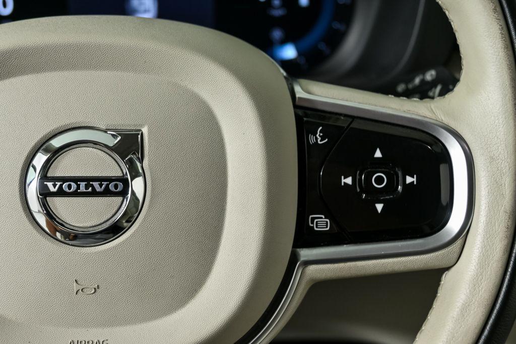 used 2023 Volvo XC60 car, priced at $34,962