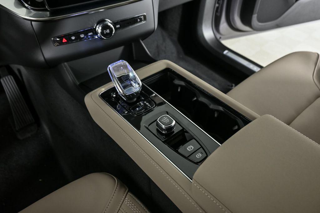 new 2026 Volvo XC90 car, priced at $62,345