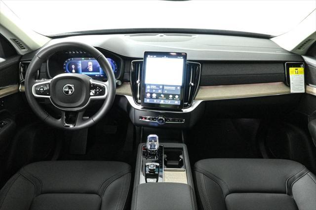 new 2025 Volvo XC90 car, priced at $65,395