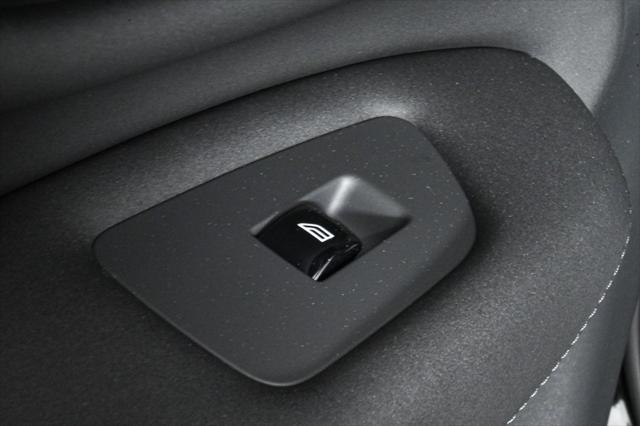 new 2025 Volvo XC90 car, priced at $65,395