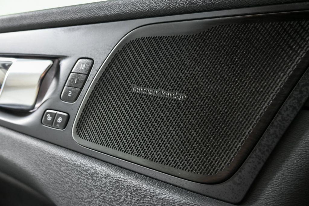 used 2023 Volvo XC60 car, priced at $35,851