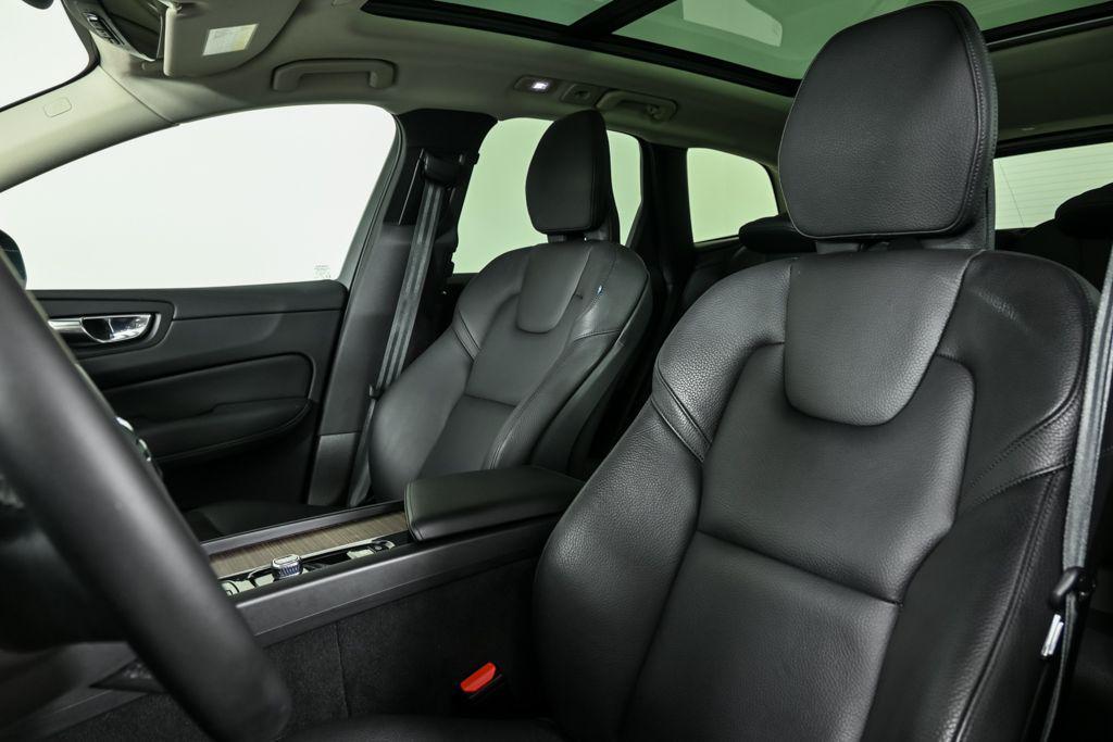 used 2023 Volvo XC60 car, priced at $35,851