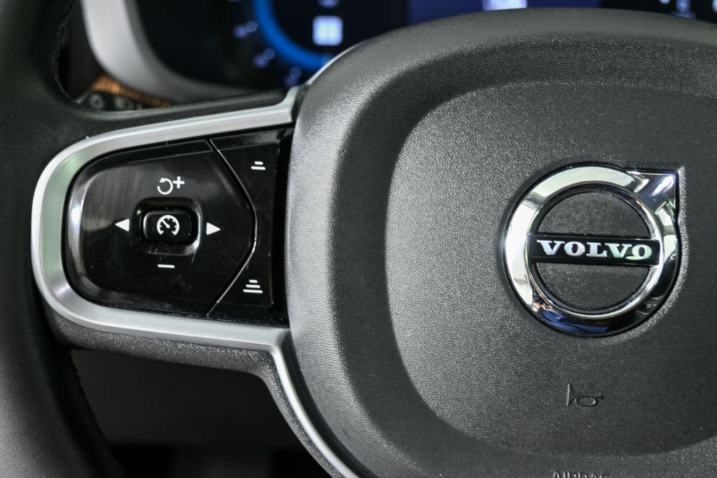 used 2023 Volvo XC60 car, priced at $35,851