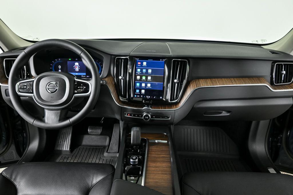 used 2023 Volvo XC60 car, priced at $35,851