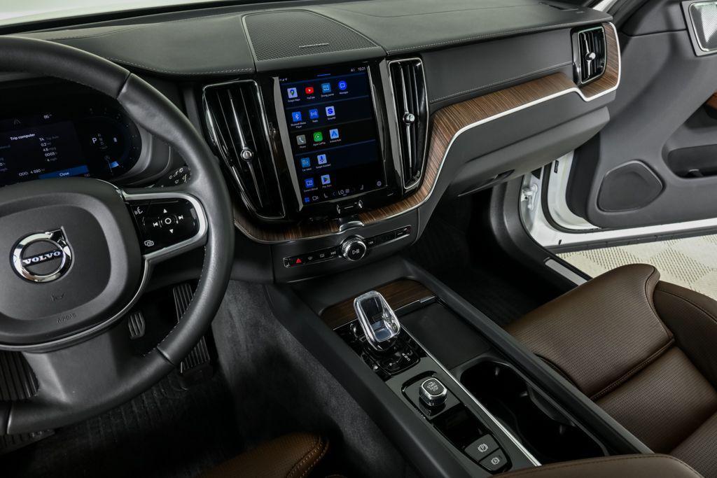 used 2022 Volvo XC60 car, priced at $39,764