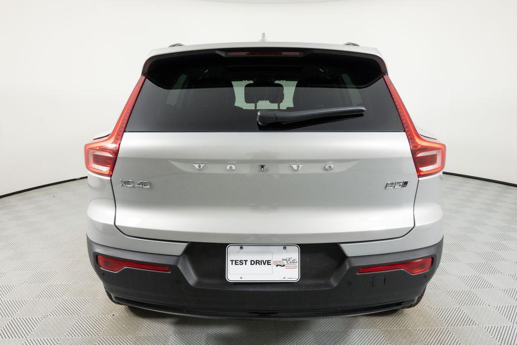 used 2025 Volvo XC40 car, priced at $35,997