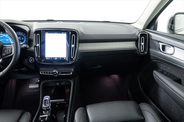 used 2025 Volvo XC40 car, priced at $37,999