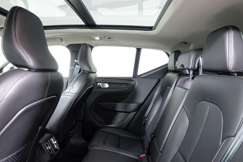 used 2025 Volvo XC40 car, priced at $35,997
