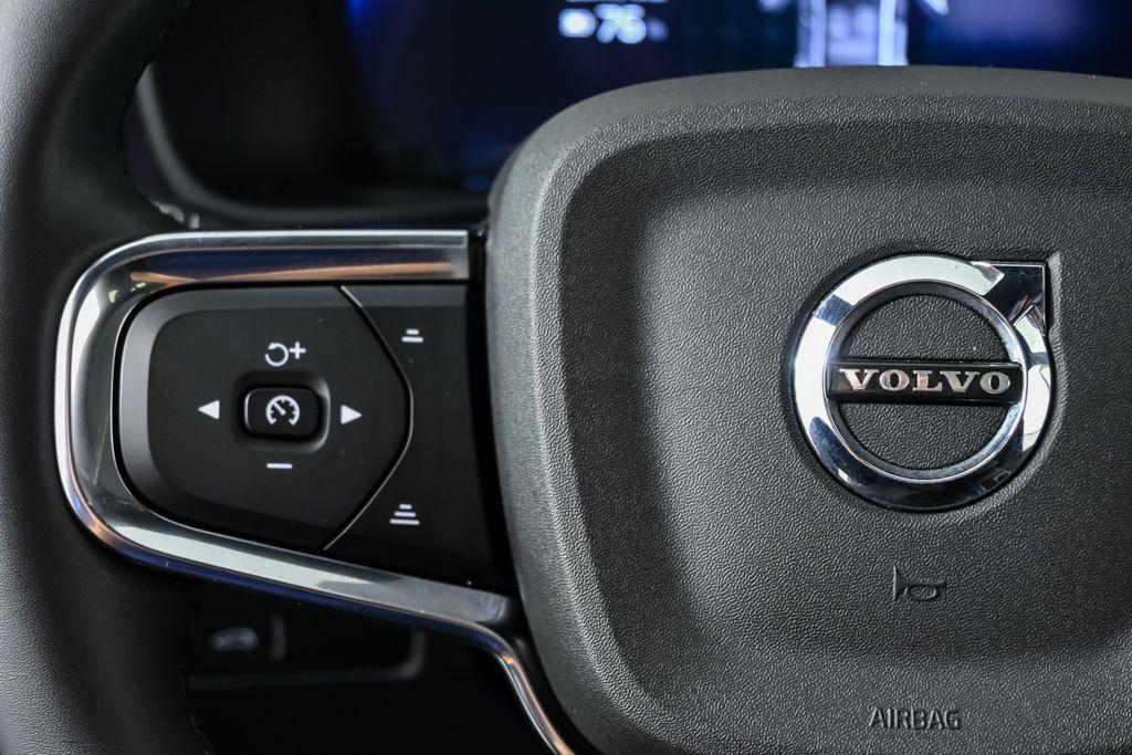 used 2023 Volvo C40 Recharge Pure Electric car, priced at $25,688