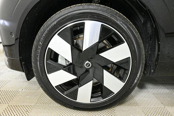 used 2024 Volvo XC60 Recharge Plug-In Hybrid car, priced at $48,000