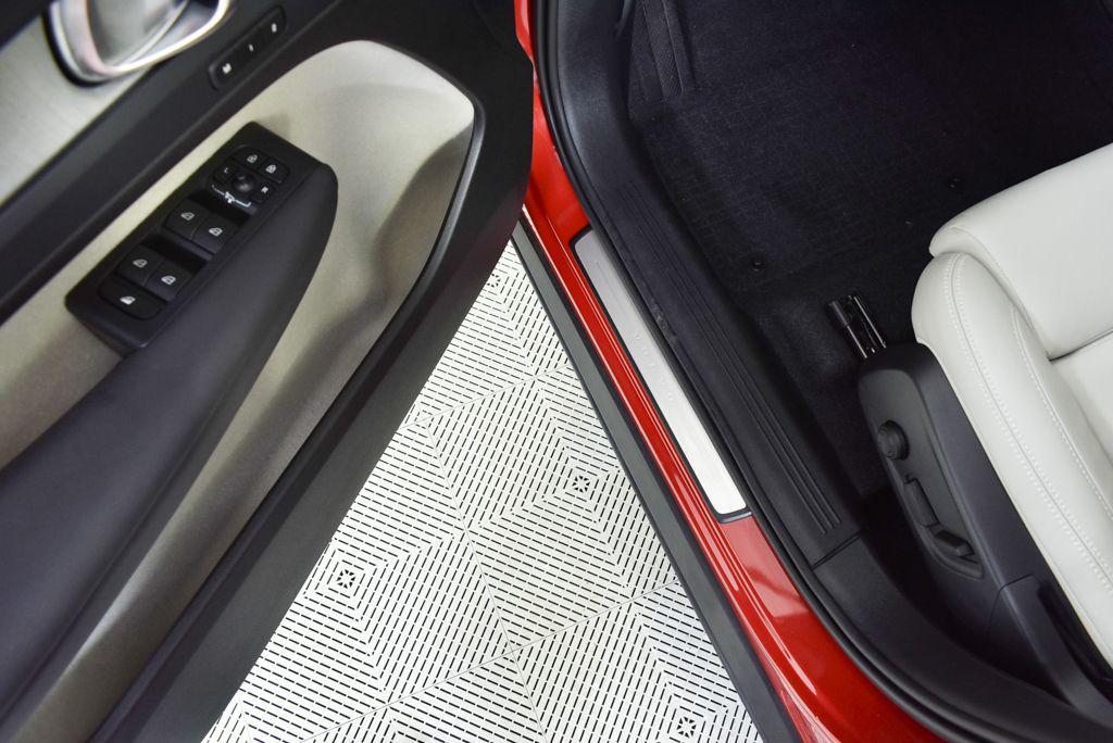 used 2024 Volvo XC40 car, priced at $32,570