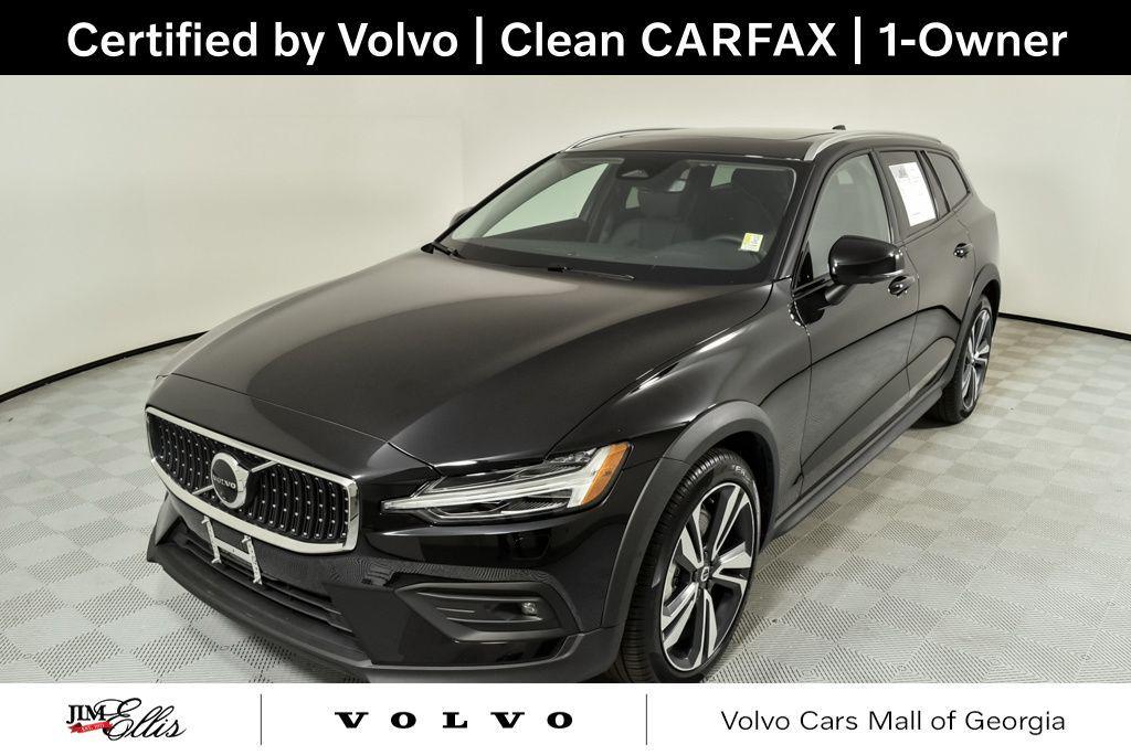 used 2025 Volvo V60 Cross Country car, priced at $37,820