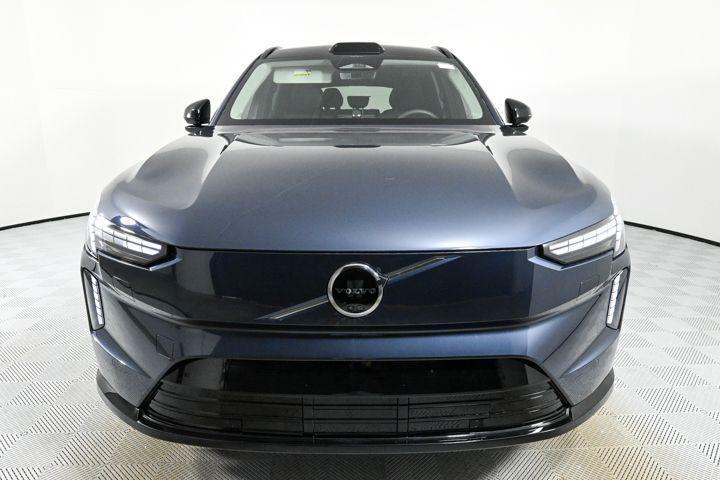 new 2025 Volvo EX90 car, priced at $93,840