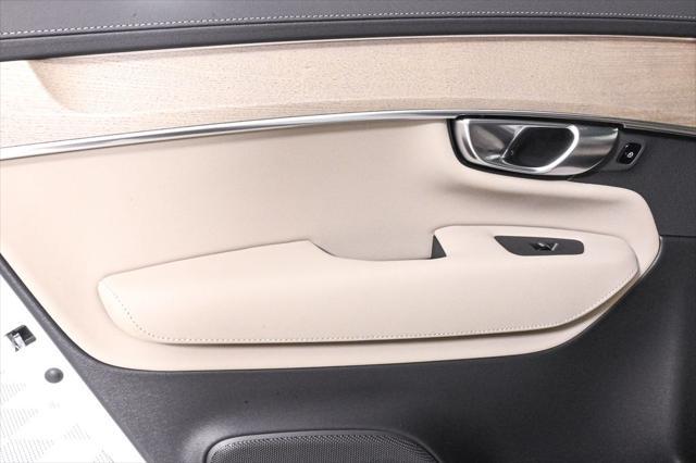 new 2025 Volvo XC90 car, priced at $69,155