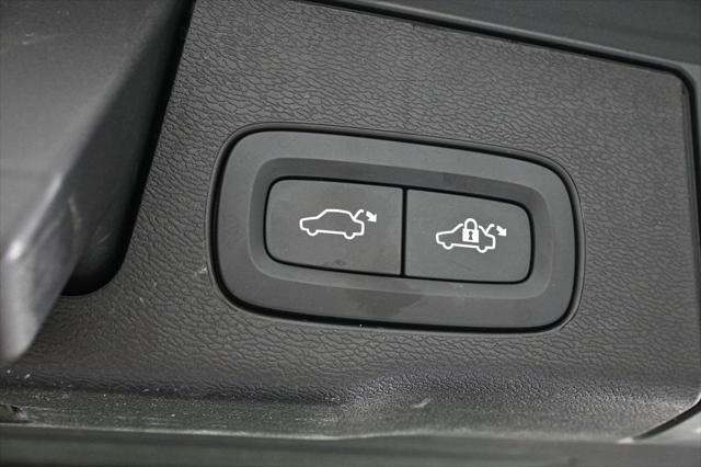 used 2022 Volvo XC60 car, priced at $28,408
