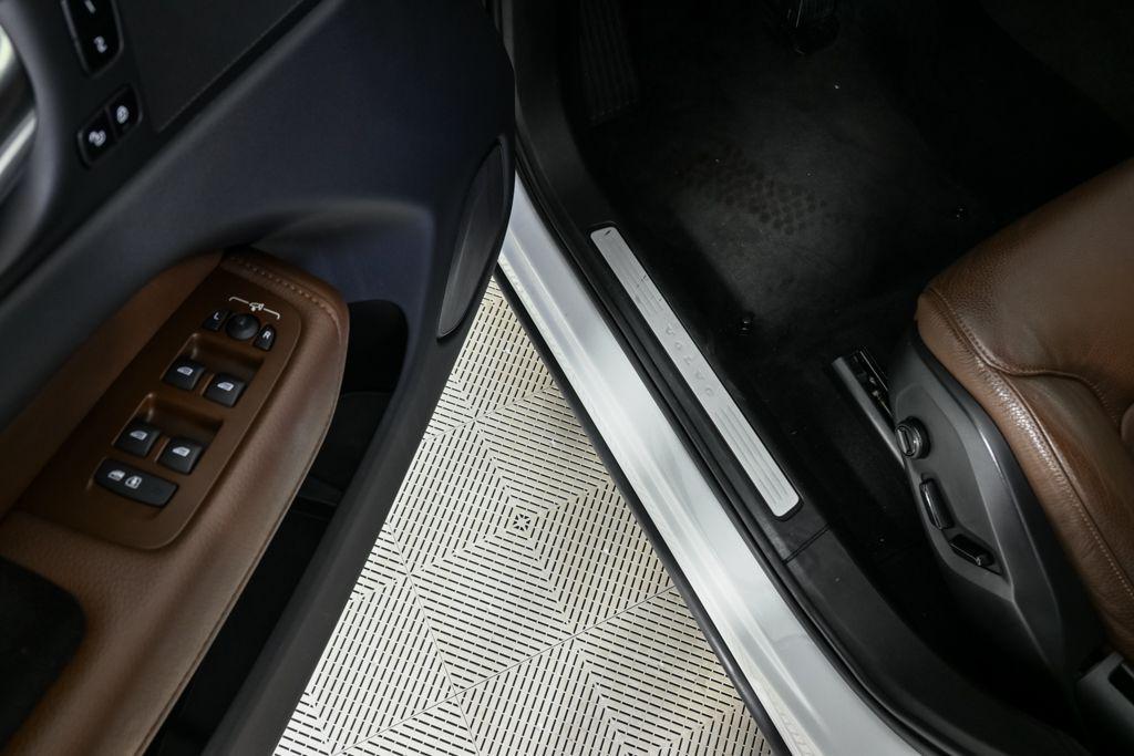 used 2022 Volvo XC60 car, priced at $24,944