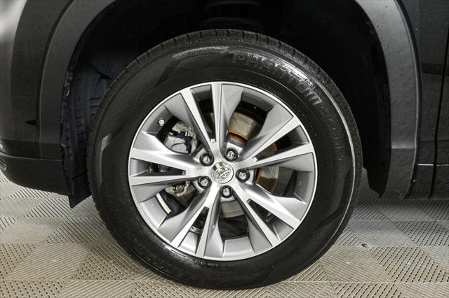 used 2014 Toyota Highlander car, priced at $15,200