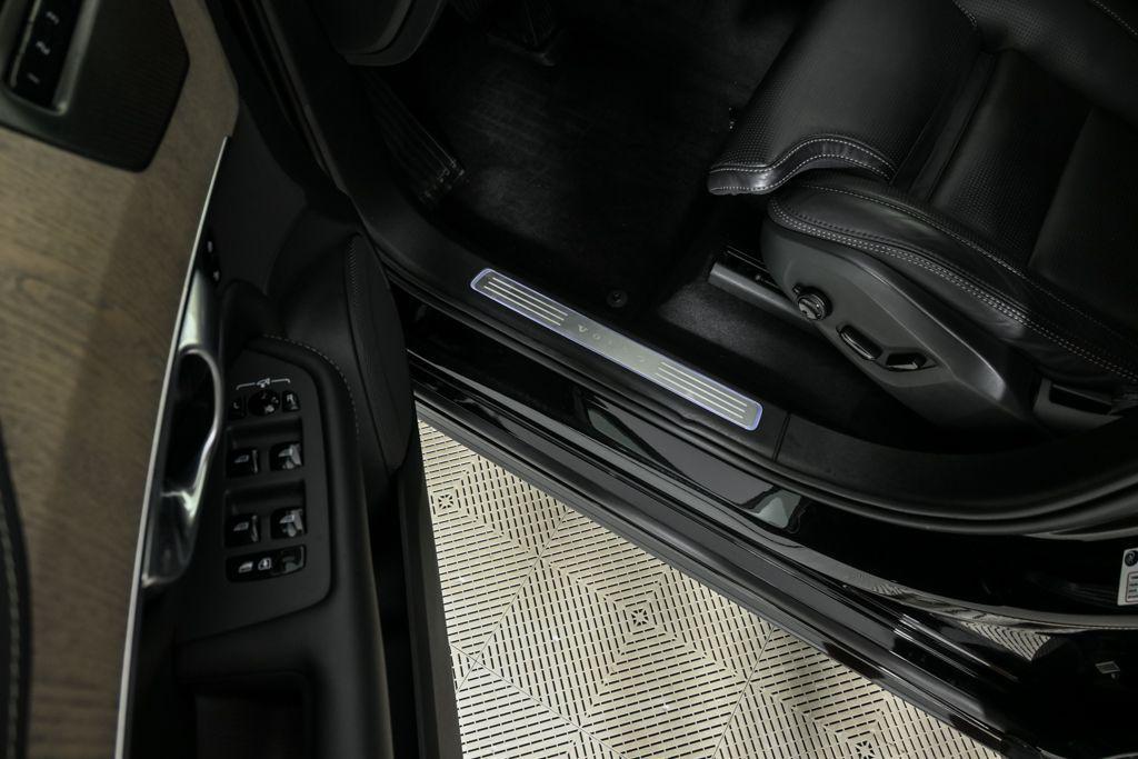 used 2024 Volvo XC90 car, priced at $52,371