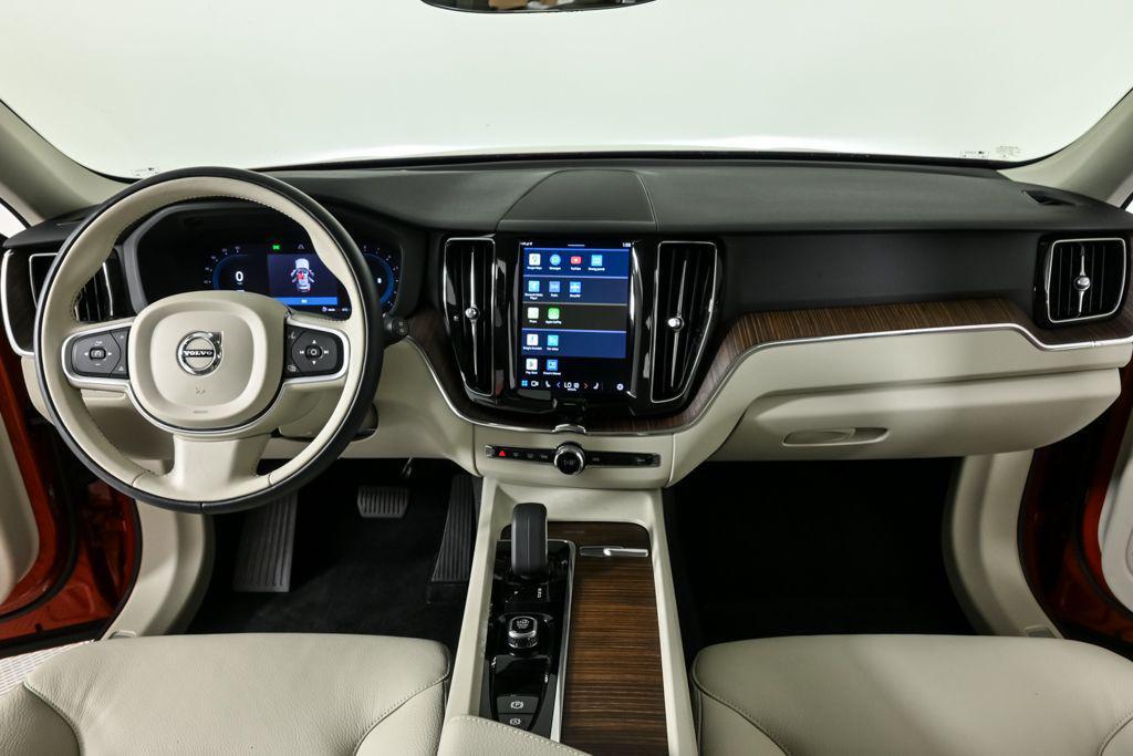 used 2022 Volvo XC60 car, priced at $34,989