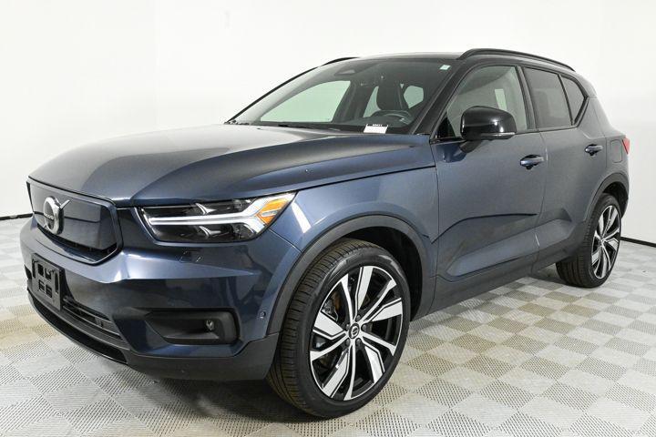 used 2022 Volvo XC40 Recharge Pure Electric car, priced at $28,900