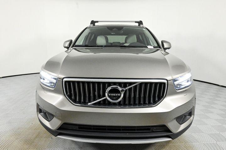 used 2022 Volvo XC40 car, priced at $31,500