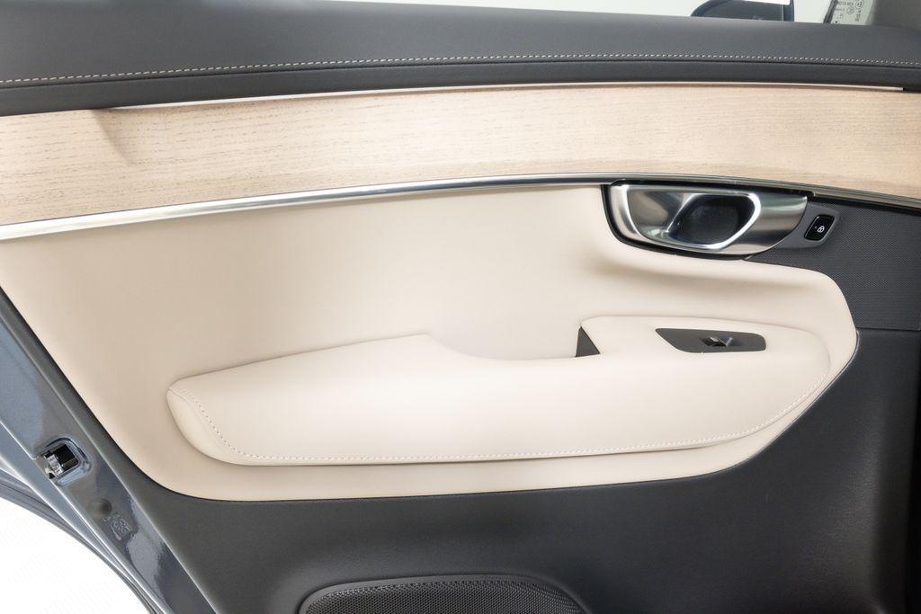 new 2026 Volvo XC90 car, priced at $71,825
