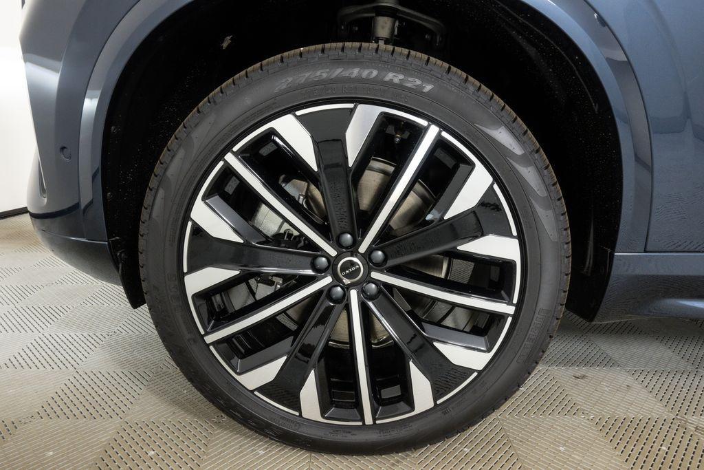 new 2026 Volvo XC90 car, priced at $71,825