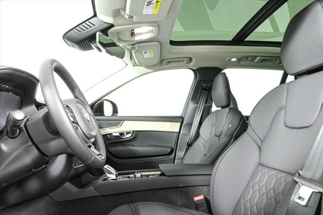 new 2025 Volvo XC90 Plug-In Hybrid car, priced at $74,985