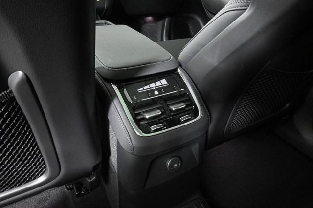 new 2025 Volvo XC90 Plug-In Hybrid car, priced at $74,985