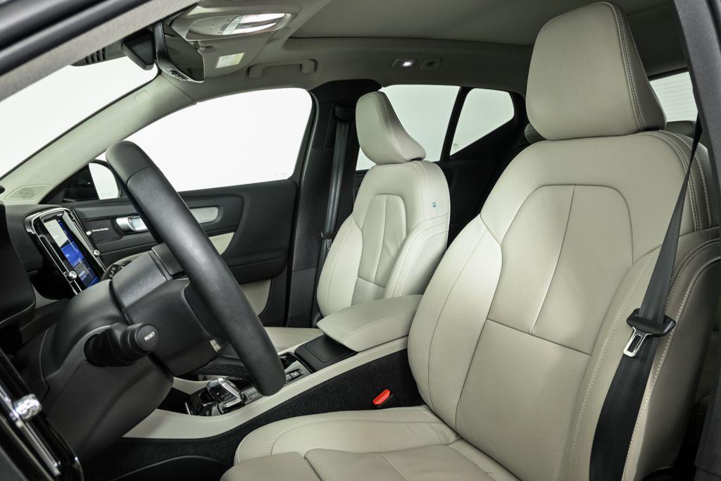 used 2024 Volvo XC40 car, priced at $34,680