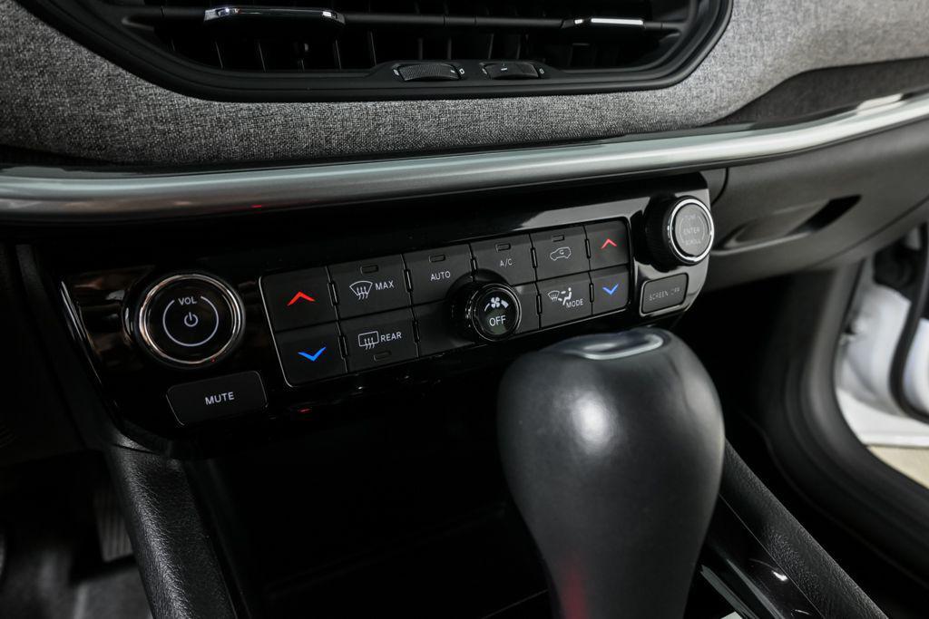 used 2022 Jeep Compass car, priced at $17,623