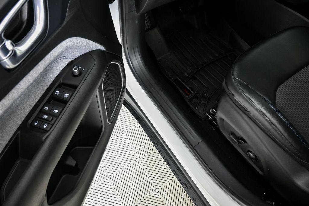 used 2022 Jeep Compass car, priced at $17,623