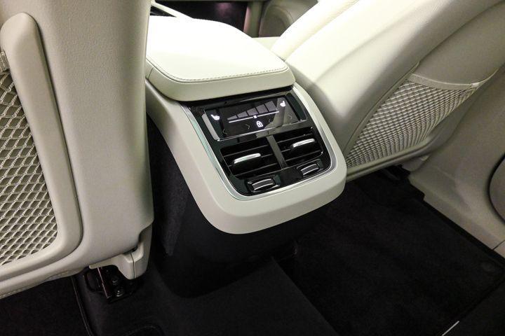 used 2024 Volvo XC90 car, priced at $53,900