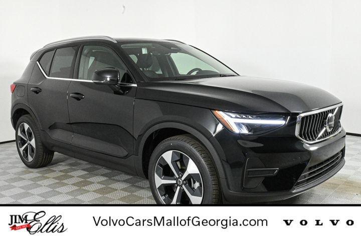 new 2025 Volvo XC40 car, priced at $36,437