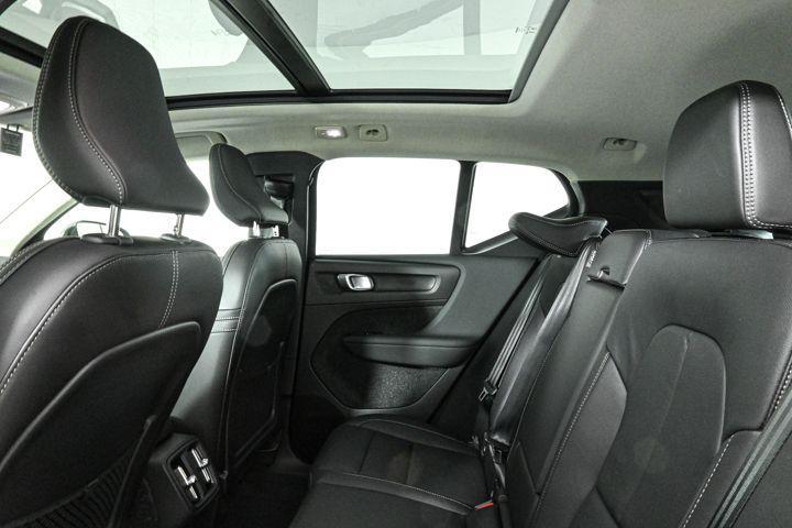 new 2025 Volvo XC40 car, priced at $45,485