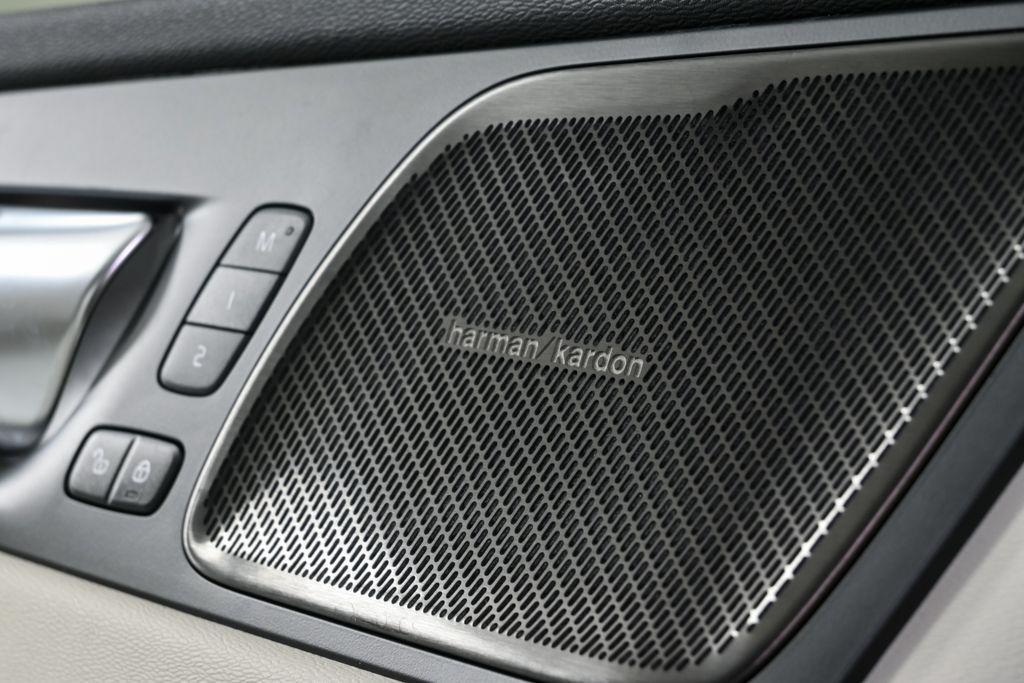 new 2026 Volvo XC60 car, priced at $63,935