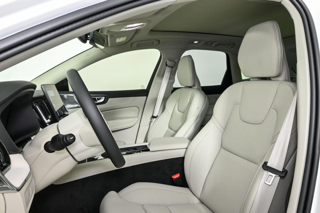 new 2026 Volvo XC60 car, priced at $63,935