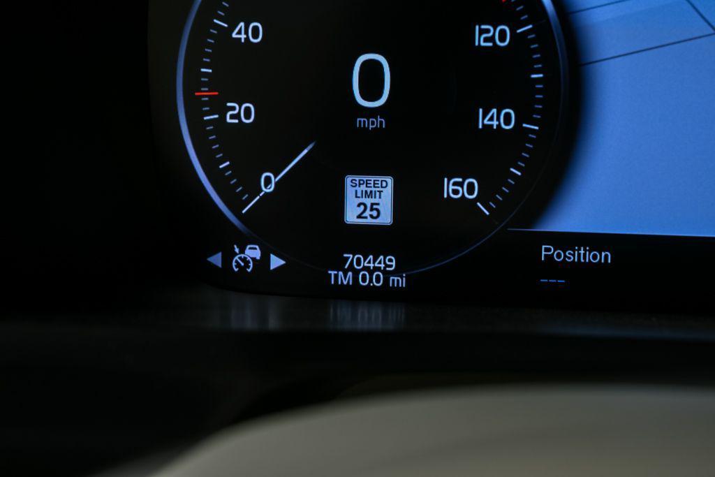 used 2021 Volvo XC90 Recharge Plug-In Hybrid car, priced at $35,188