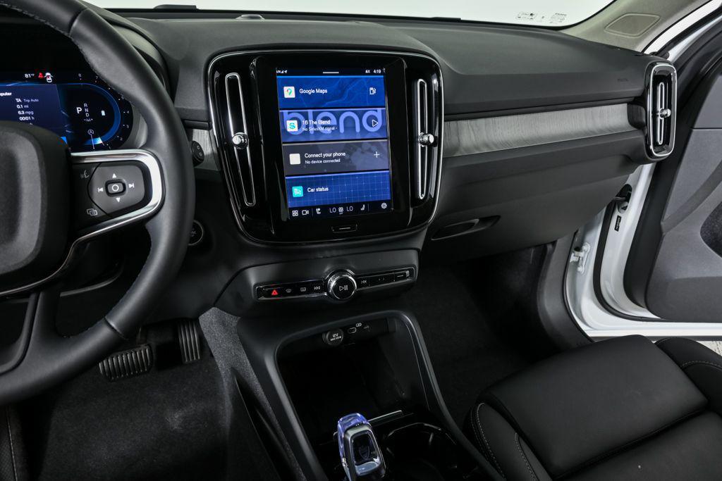 used 2024 Volvo XC40 car, priced at $33,826