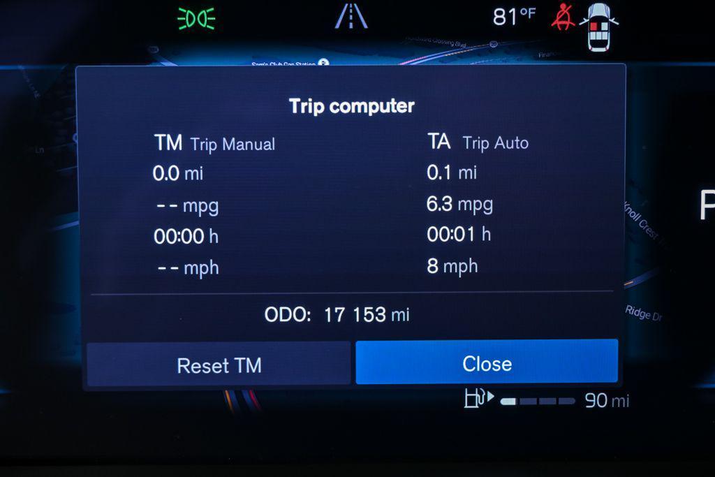 used 2024 Volvo XC40 car, priced at $33,826