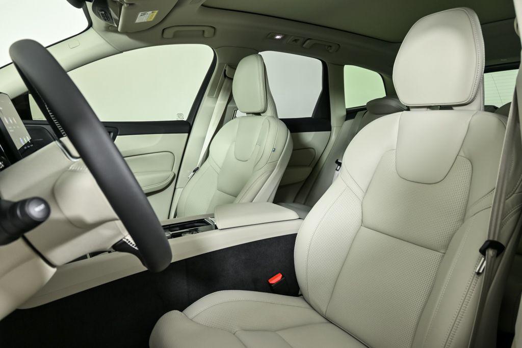 new 2026 Volvo XC60 car