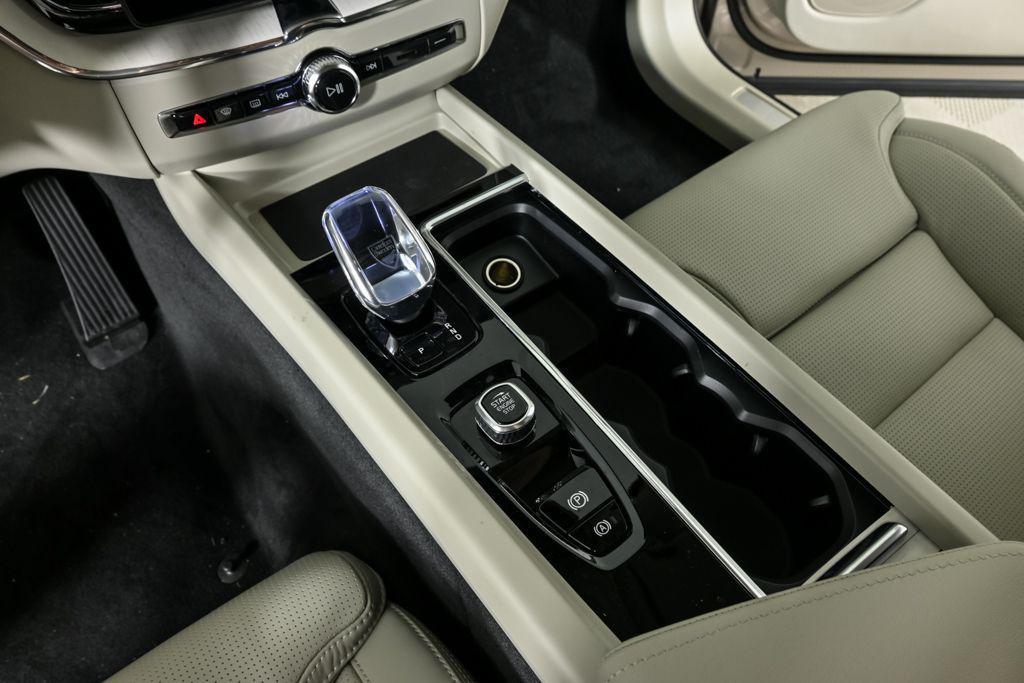 new 2026 Volvo XC60 car