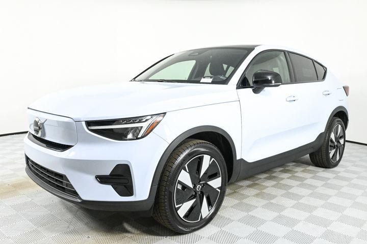 used 2024 Volvo C40 Recharge Pure Electric car, priced at $36,500