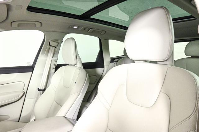 used 2023 Volvo XC60 Recharge Plug-In Hybrid car, priced at $42,900