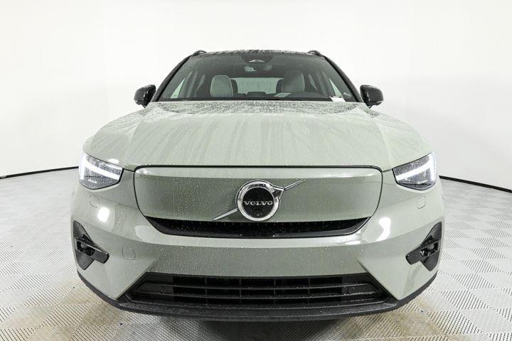 used 2024 Volvo XC40 Recharge Pure Electric car, priced at $47,500