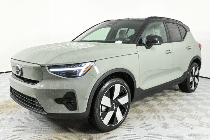 used 2024 Volvo XC40 Recharge Pure Electric car, priced at $47,500