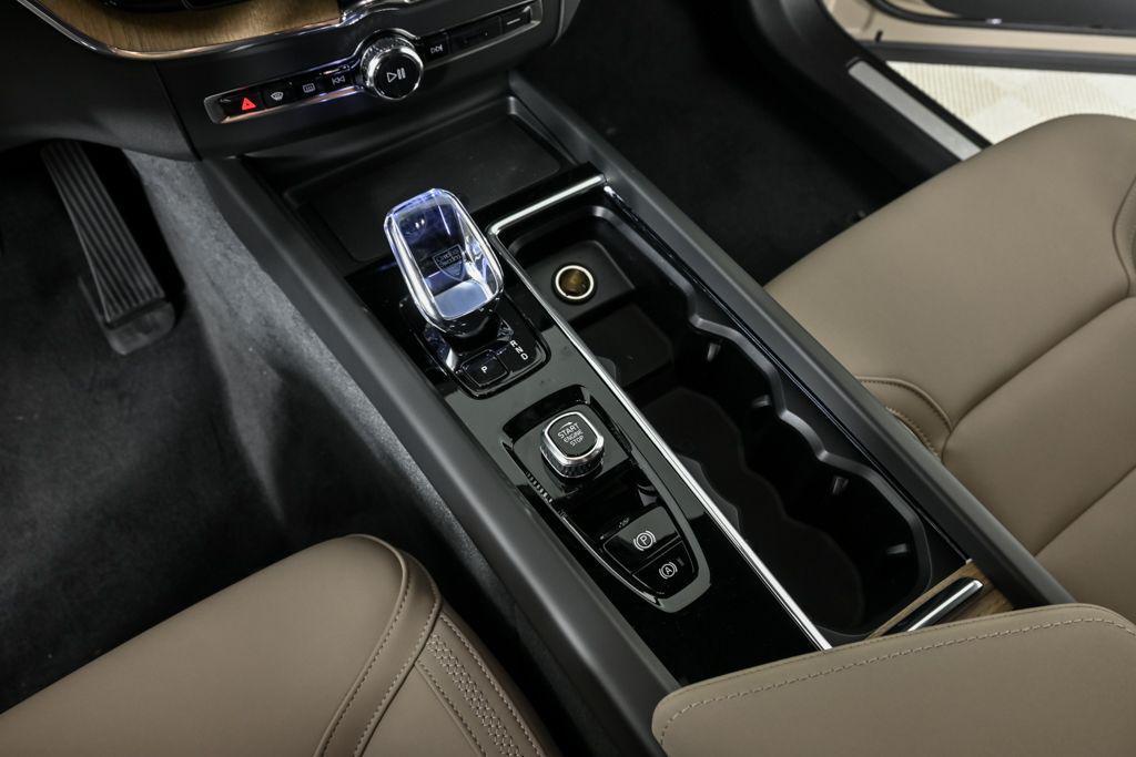 new 2026 Volvo XC60 car