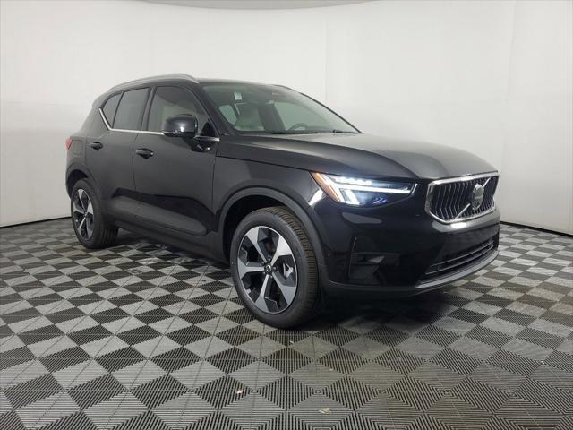 new 2024 Volvo XC40 car, priced at $42,962