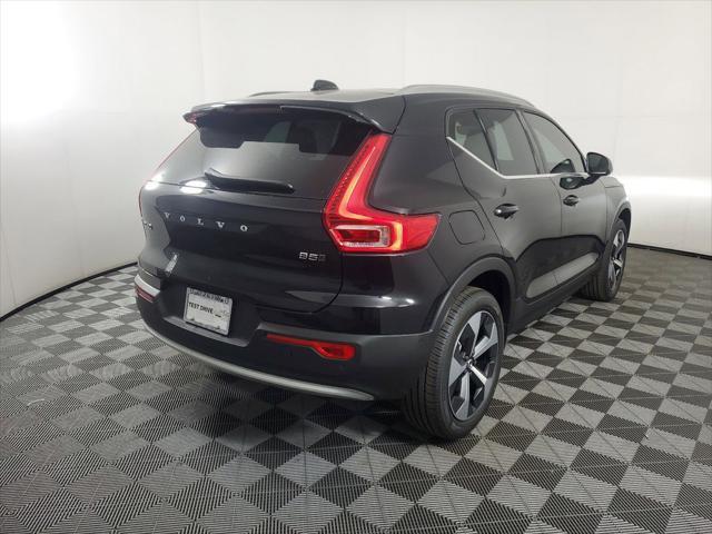 new 2024 Volvo XC40 car, priced at $42,962