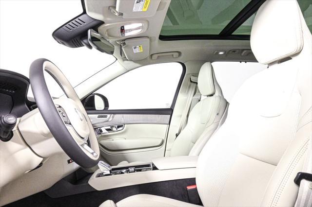 new 2025 Volvo XC90 car, priced at $77,345